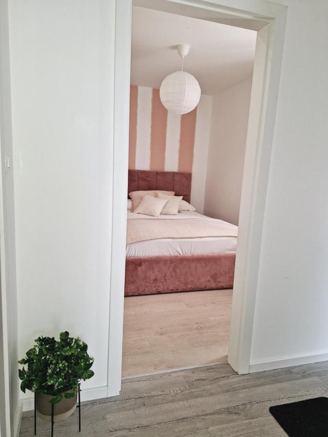 Apartman Maja **** Lejlighed Šibenik Eksteriør billede