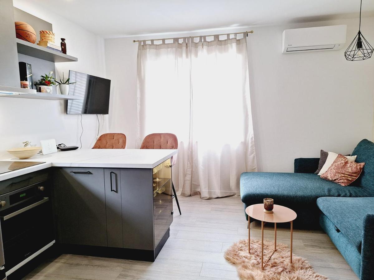 Apartman Maja **** Lejlighed Šibenik Eksteriør billede